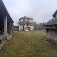 Dom 178 m+ budynki gospodarcze TUSZYMA  działka 90 ar