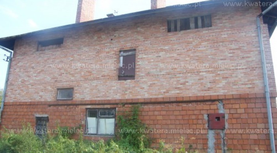 Dom 415 m+ budynki 150 m Mielec  działka 38 ar